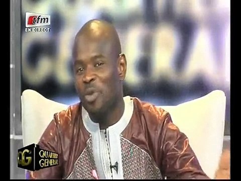 Regardez ce que Bouba Ndour fait à Alphie Ba en direct..