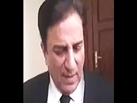 Naeem Bukhari is Giving Superb Reply About Katrina Kaif to a Journalist