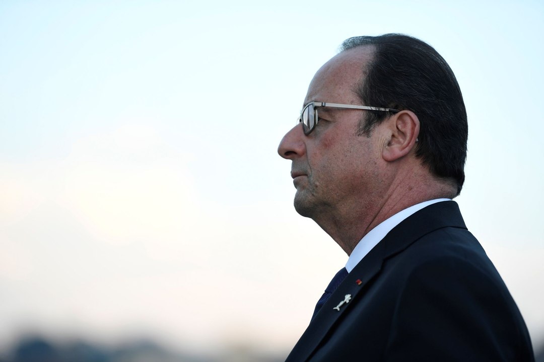 "Quand et comment François Hollande va-t-il être candidat?"- L'Édito de Christophe Barbier