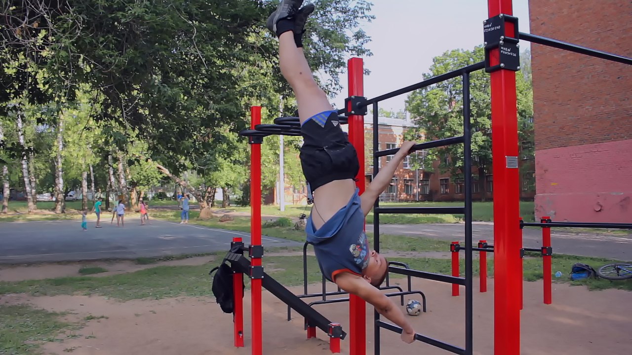 Верхний флажок на шведской стенке. Обучалка по Workout 15