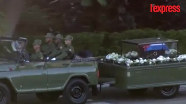 L'urne funéraire de Fidel Castro a commencé son voyage à travers Cuba