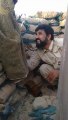 Ce soldat irakien se moque d'un sniper de Daesh en utilisant une marionnette