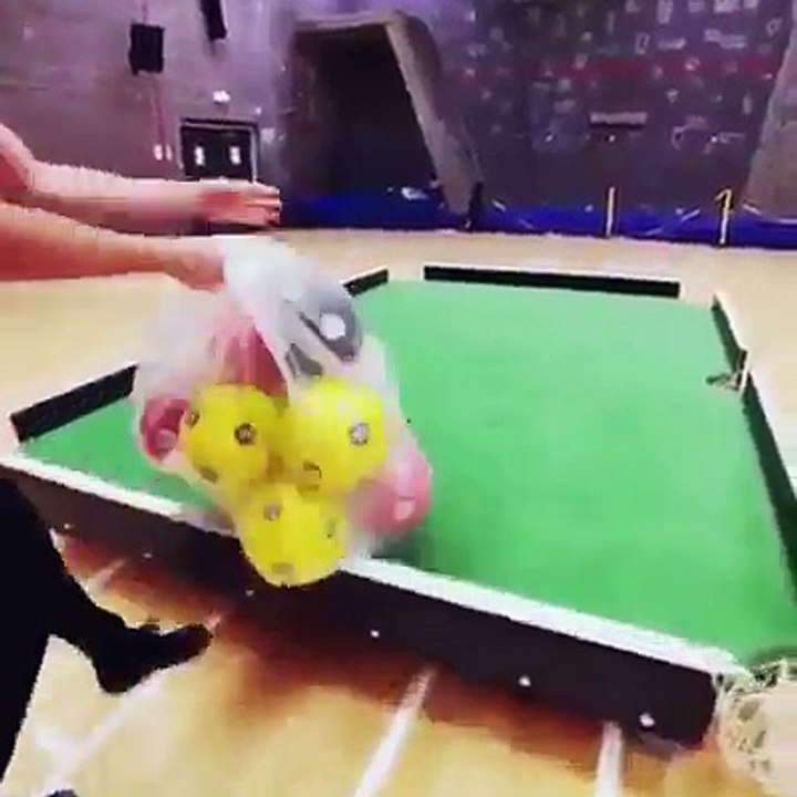 Foot et billard associés (foot-billard ou Snookball)