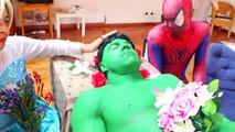 Are the SUPERHEROES DEAD w Spiderman Frozen Elsa Hulk Pink Spidergirl Joker Venom Toy