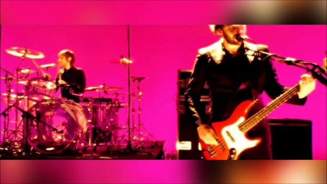 Muse - Supermassive Black Hole, London 4Music, 06/27/2006