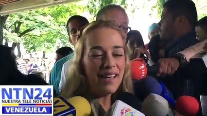 Lilian Tintori entregó insumos al Hospital José Gregorio Hernández
