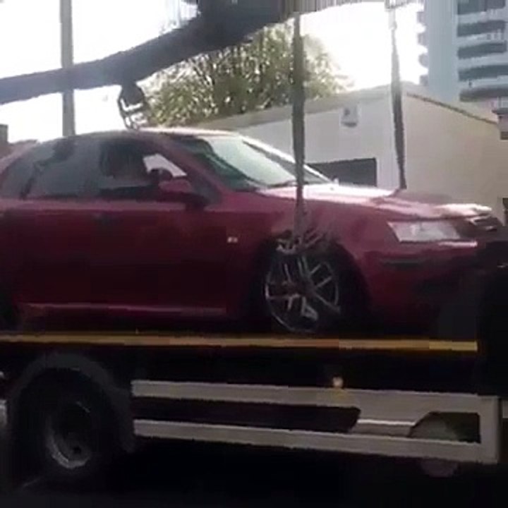 Çekiciden cesur kaçış