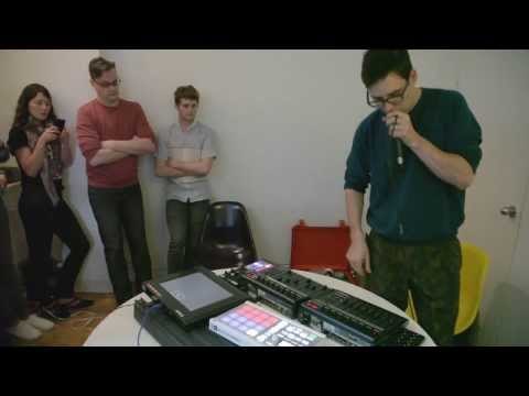 Kitchen Concert: Jamie Lidell performs The City