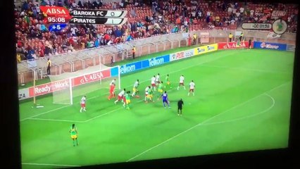 En Afrique du Sud, un gardien de but égalise d'une bicyclette à la dernière minute !