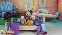 Five Little Mickey Friends Jumping on the Bed Nursery Rhyme | Mickey Donald Minnie Daisy Goofy