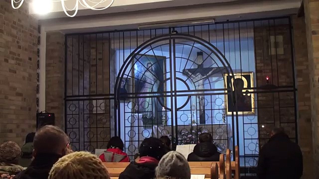 Adoracja Najświętszego Sakramentu w Parafii św.Maksymiliana w Lubinie 30.11.2016..