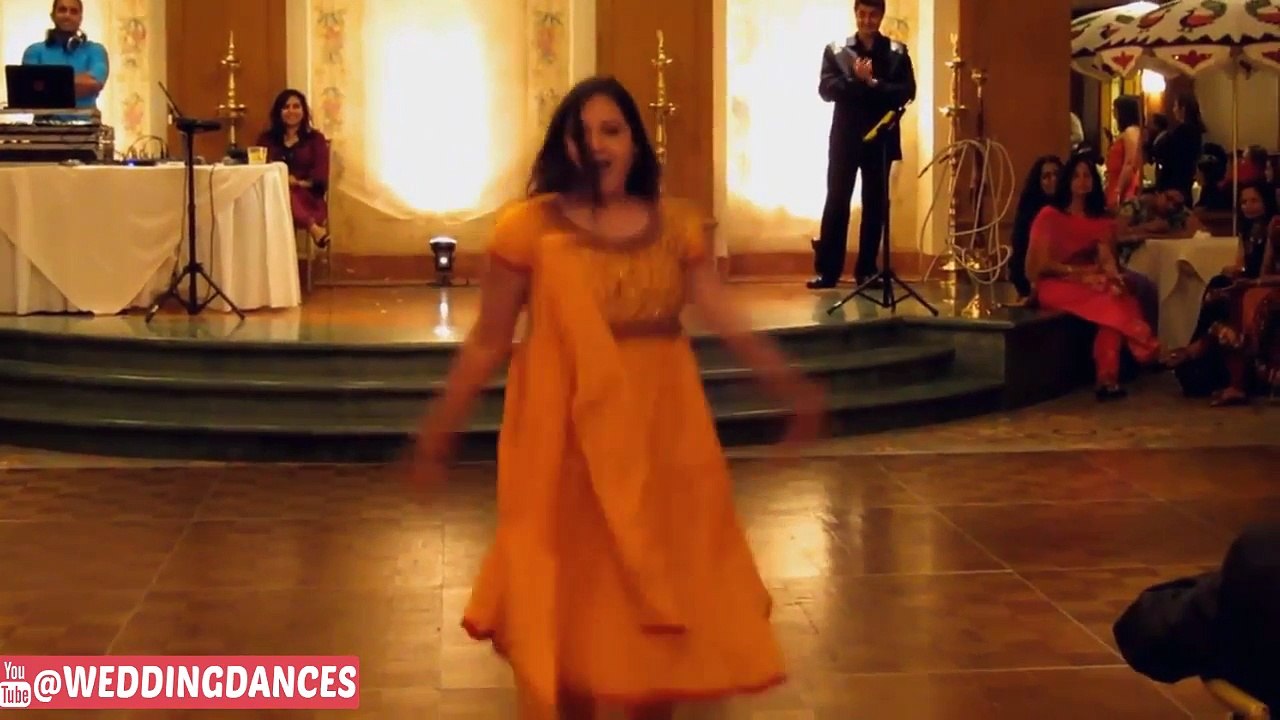 Wedding Dance Performance On (Chikni Chambeli)