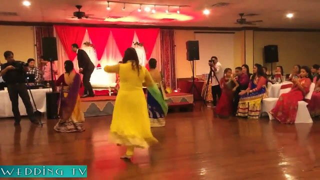2016 Best Bollywood Wedding Dance Performance by Aunties on (Larke O Re Larke) - 2016 HD ✔