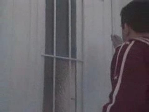 Les nuls - je vais chier chez mes voisins