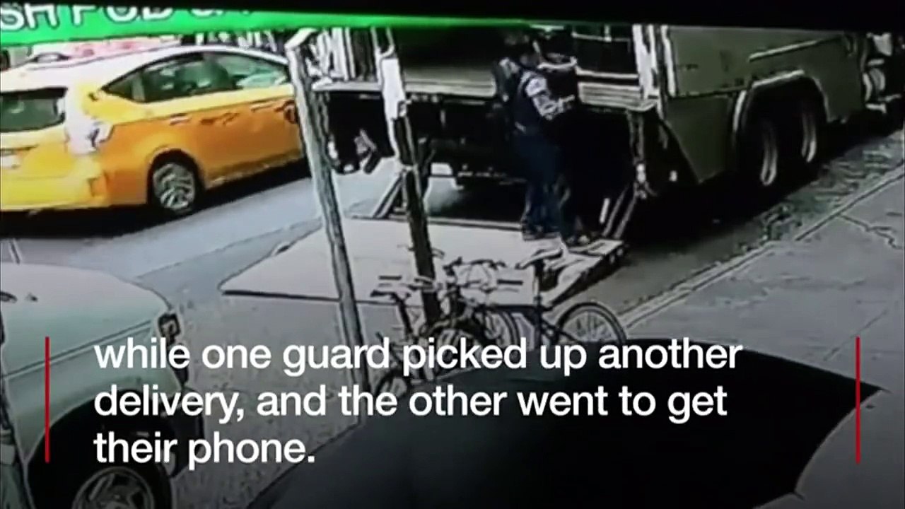 Thief gets away with $1.6m bucket of gold flakes