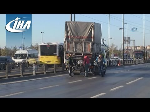 E-5 otoyolu Küçükçekmece Kavşağı'nda Kaza:1 ölü