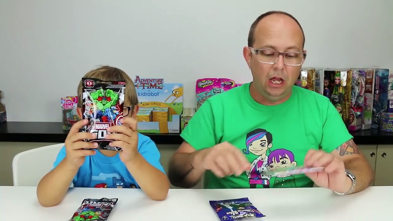 Blind Bag Mix Toy Surprise Opening - Disney Star Wars, Shopkins and Marvel