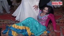 Shadi  Dance Mujra Beautiful Girls New Wedding Dance Mujra