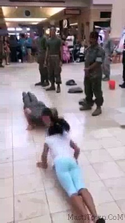 Girl-vs-boy-Pushups-Competition--waaaao