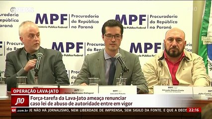 Deputados se aproveitam do momento triste e votam contra o povo e o judiciário.