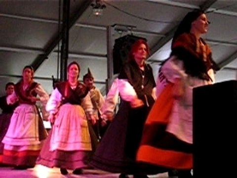 BANDA DE GAITAS LLACIN ASTURIES FIL 2006 LORIENT