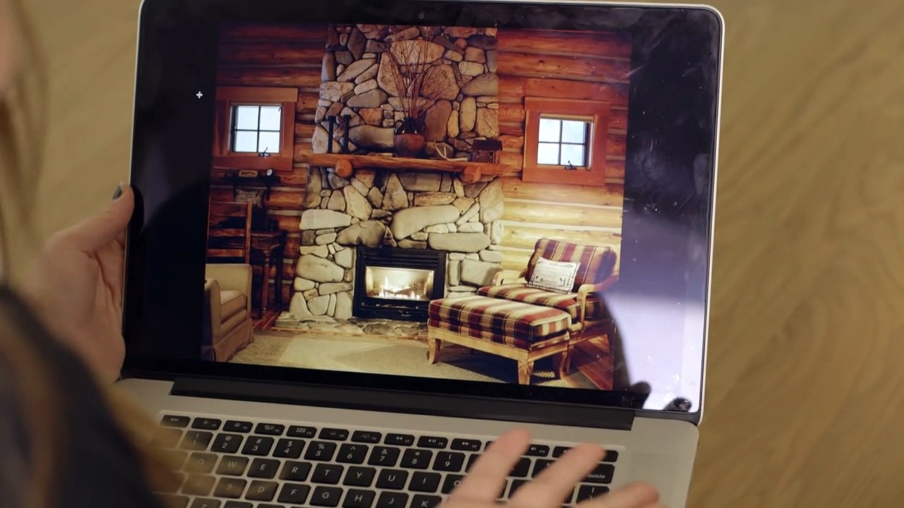 The Struggles Of Moving • Opposite-Sex Roommates