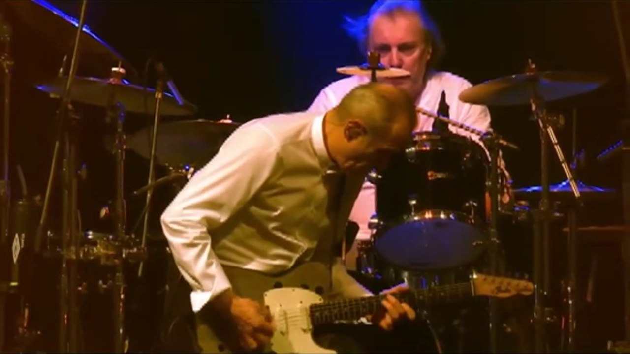 Status Quo Live - Down Down(Rossi,Young) - Wembley 17-3 2013