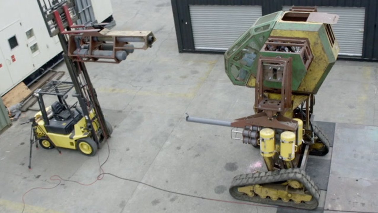 'USA MegaBots Team' Takes Aim At Its Own Defense Mech