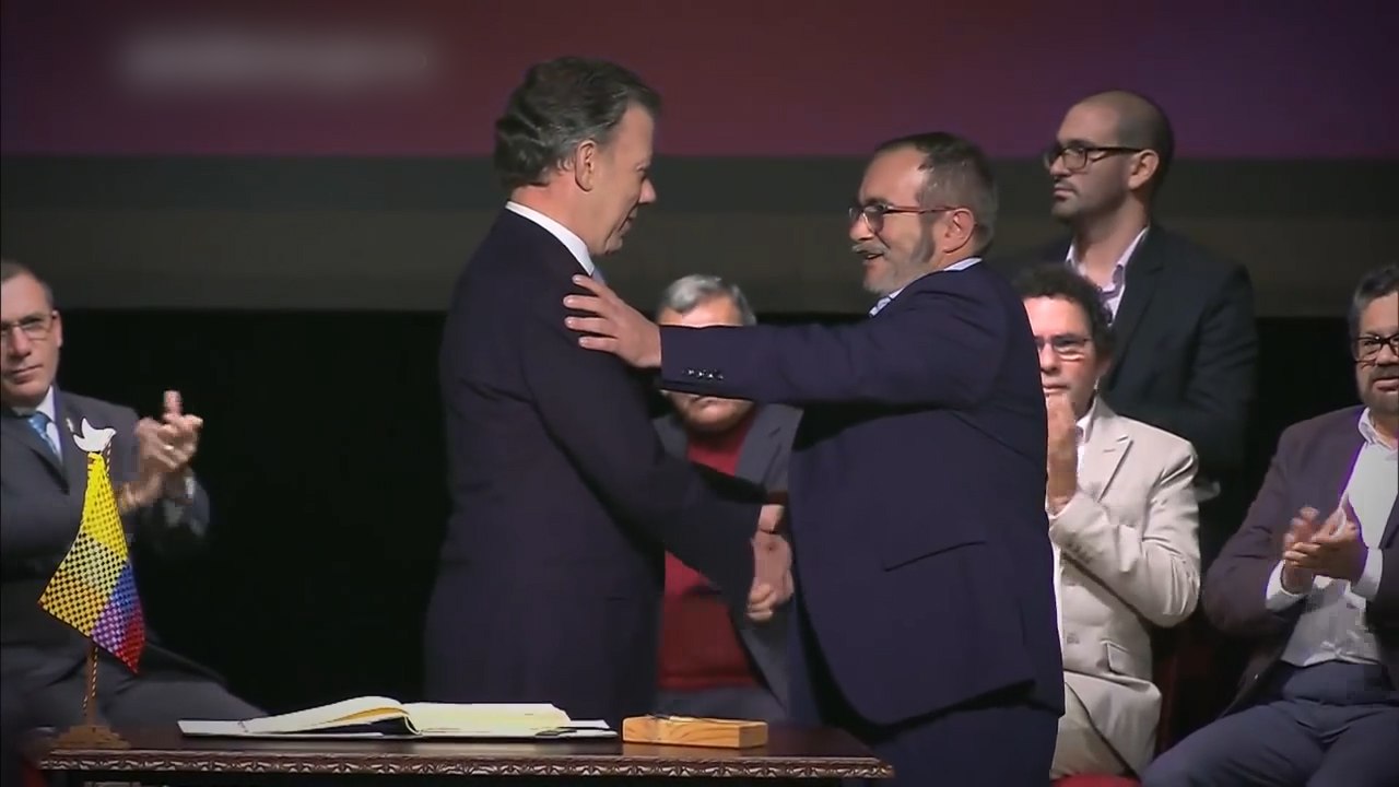 El Congreso de Colombia ratifica el acuerdo de paz