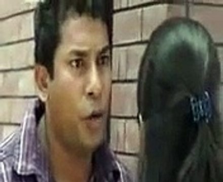 মেয়েরা কেমন লোভী এই ভিডিওটা না দেখলে বুঝা যাবে না
