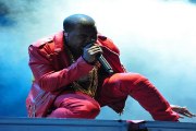 Kanye West recibe el alta después de sufrir paranoia