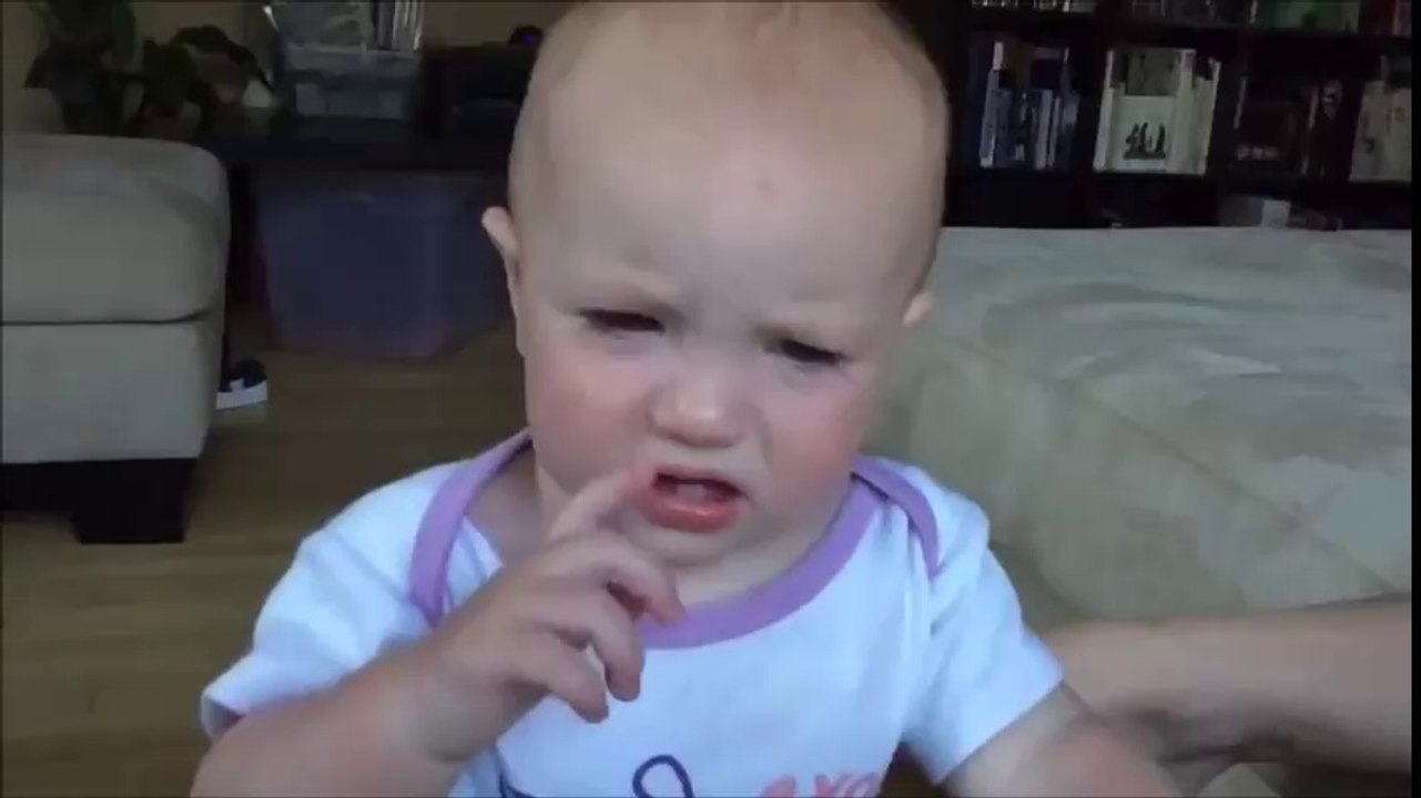 La vidéo au ralenti de ce bébé en pleurs va bien vous faire rire