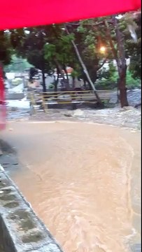 Reportaron inundaciones y derrumbes por lluvias en Margarita