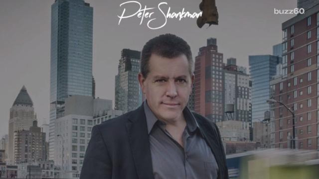 Man Offers Free Plane Tickets for the Holidays