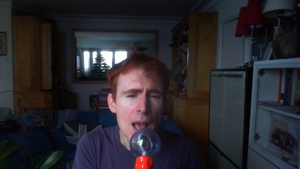 Wiwi égratigne "bertahanlah cinta" de Celine Evangelista