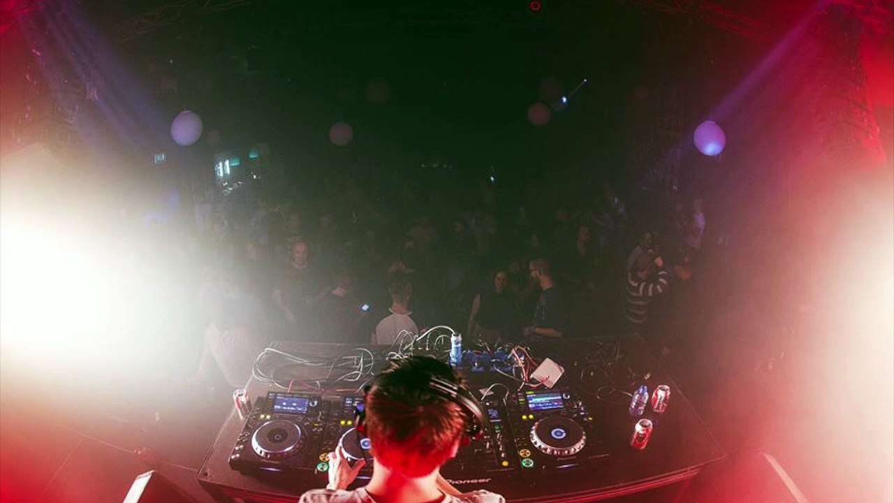 Paul Hellings DJ set