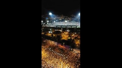 Homenagem a Chapecoense com milhares de pessoas dentro e fora do estádio