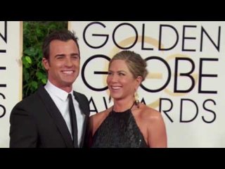 Justin Theroux Posts Photo That Says ‘F**k Brad Pitt’!