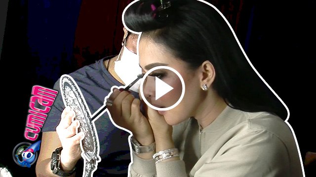 Dihadapan Cermin, Kecantikan Syahrini Tidak Tertandingi - Cumicam 02 Desember 2016