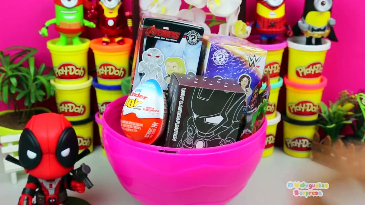 Huevo Sorpresa Gigante de Deadpool en Español de Plastilina Play Doh