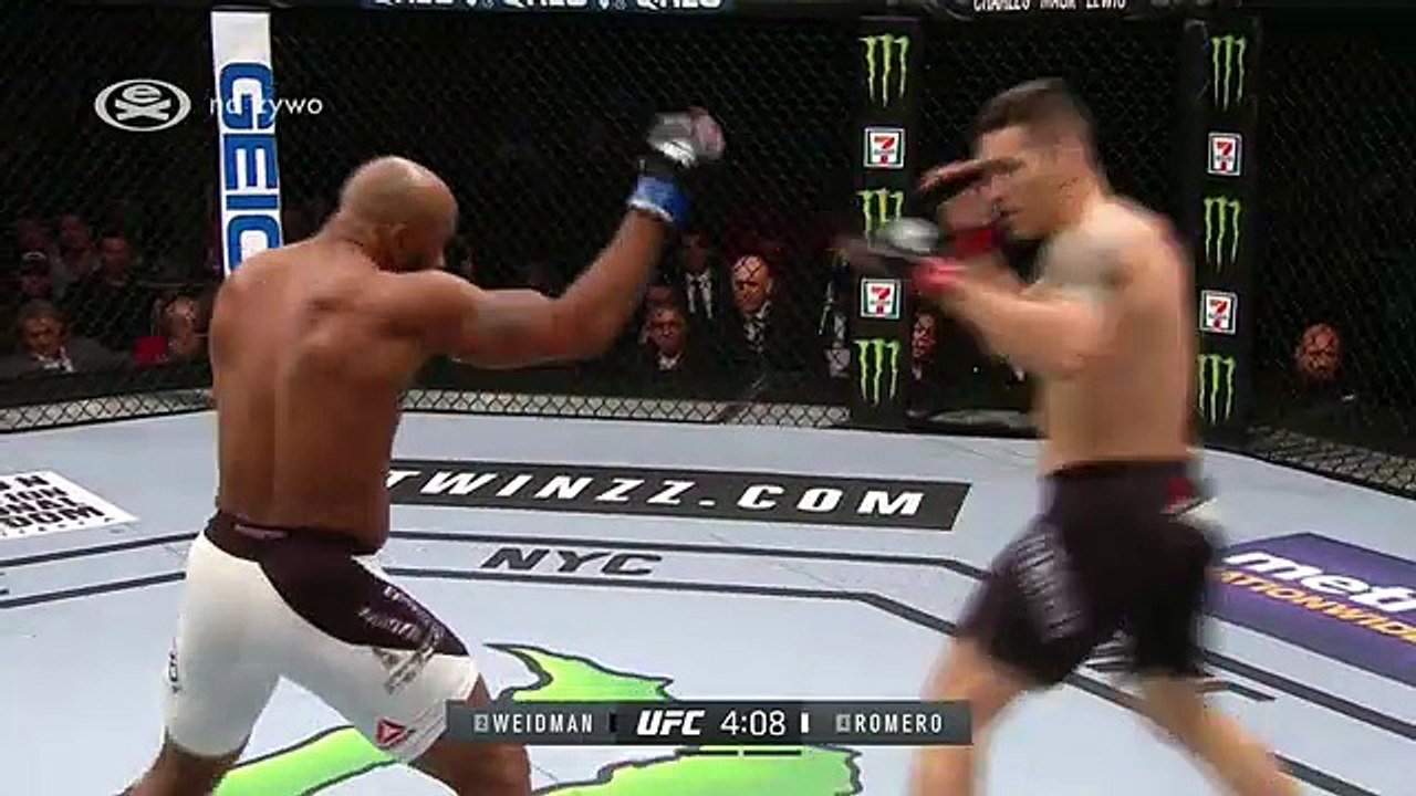 Chris Weidman - Yoel Romero (12.11.2016)
