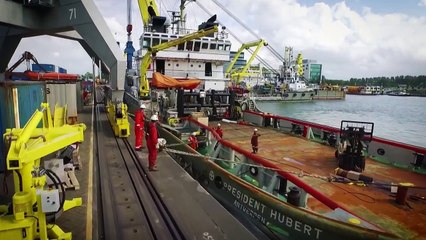 How They Removed 1,400 Cars And A Sunk Ship