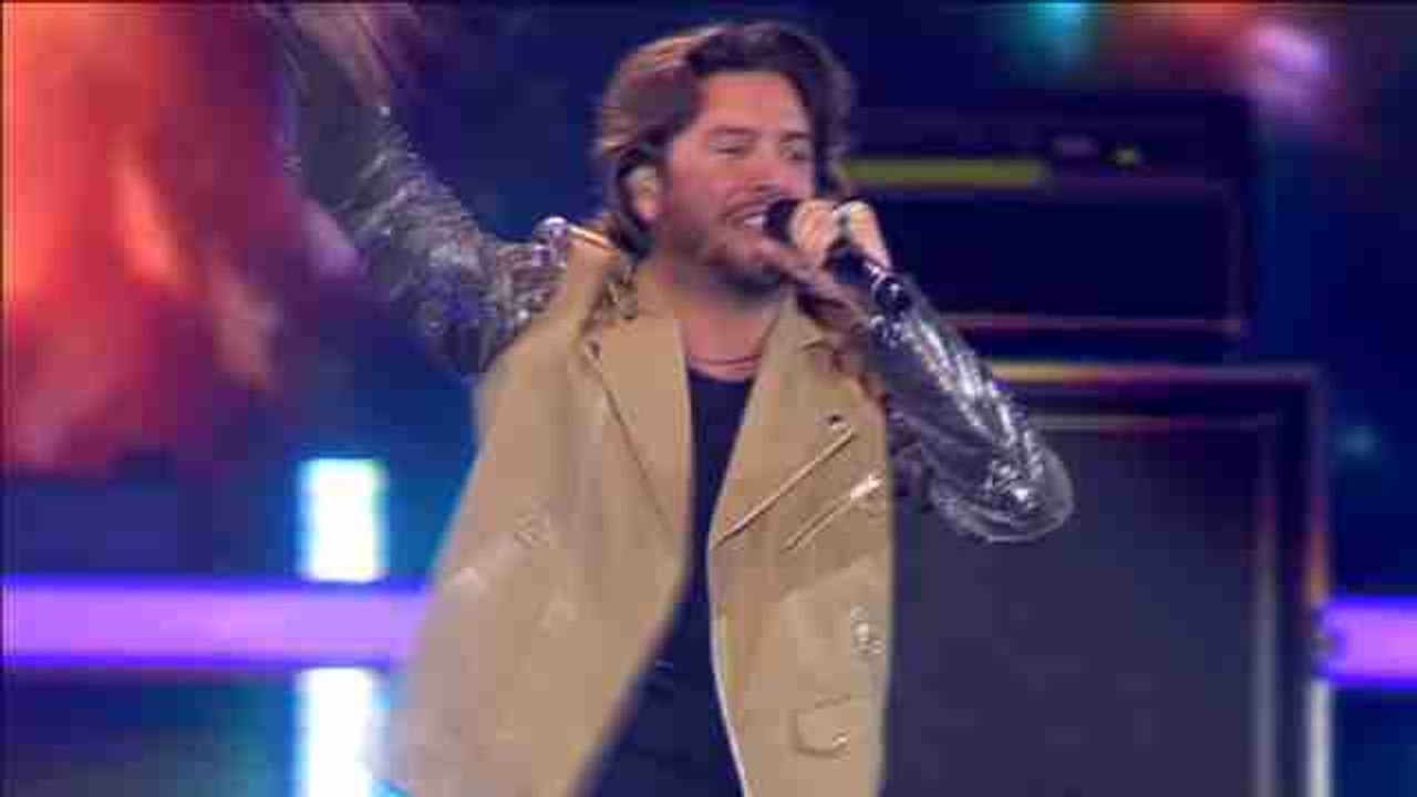 Manuel Carrasco y Love of Lesbian, triunfadores de LOS40 Music Awards