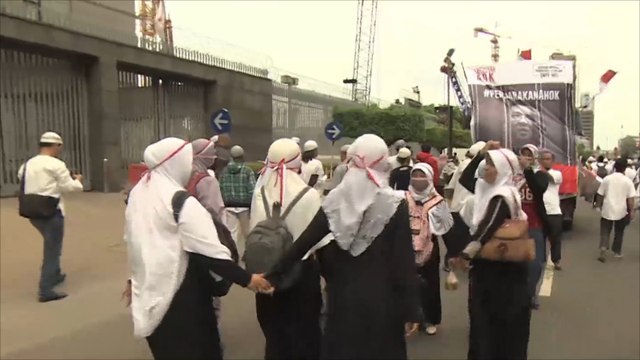 أكثر من مليون إندونيسي يتظاهرون للمطالبة بسجن حاكم جاكرتا