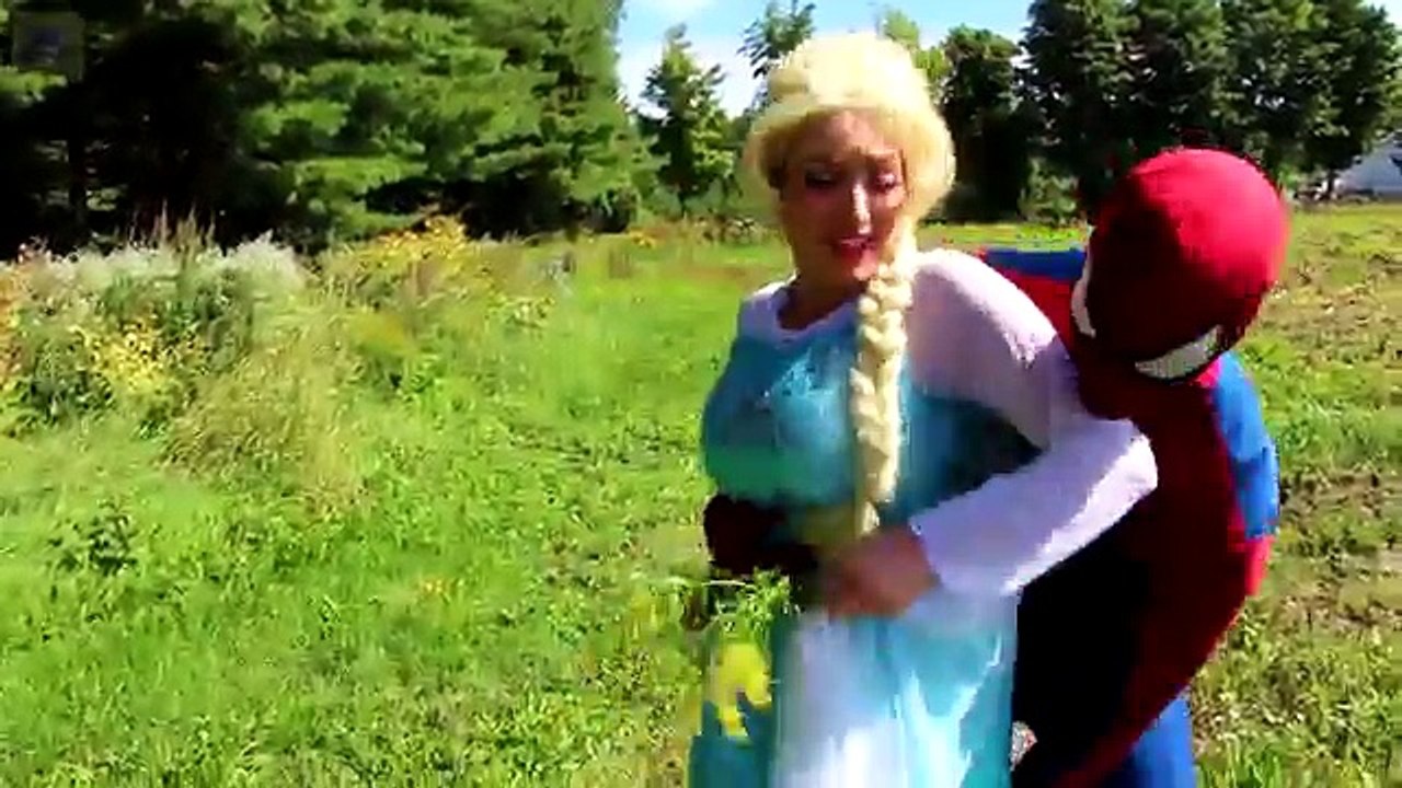 Frozen Elsa _ Spiderman SURPRISE EGGS NIGHTMARE! w_ Joker Rapunzel Anna Maleficent TOYS Superheroes