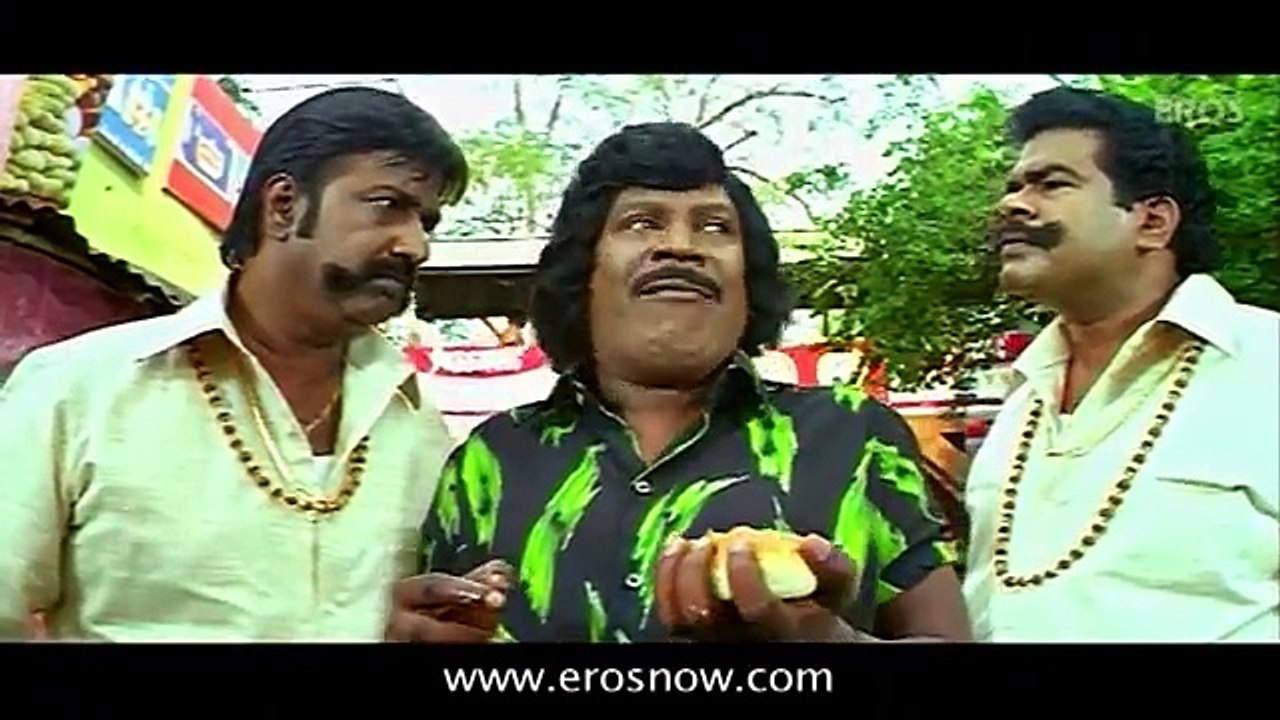 Vadivelu's tiff with a dog - Nagaram