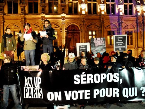 1/12/16 : Manifestation Act Up pour la journée mondiale contre le sida