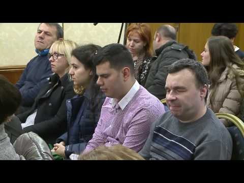 Punësimi, ligji nuk zbatohet për PAK - Top Channel Albania - News - Lajme