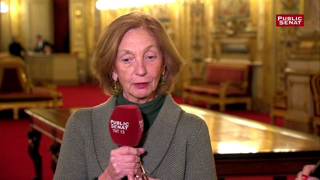 Primaire : Emmanuel Macron a bien fait de ne pas s'y soustraire , considère Nicole Bricq