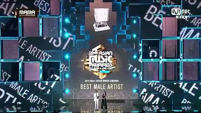 Park Bo Gum và Kim Yoo Jung đẹp đôi trên sân khấu MAMA 2016